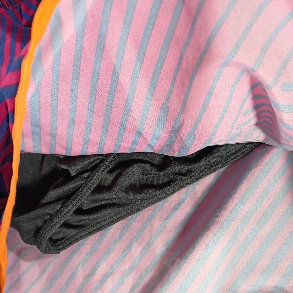 Under Armour Women Fly-By Pink Blue Striped Medium HeatGear Running Shorts